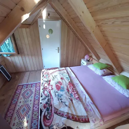 Wooden House ,,peruna,, Holiday home Bihac