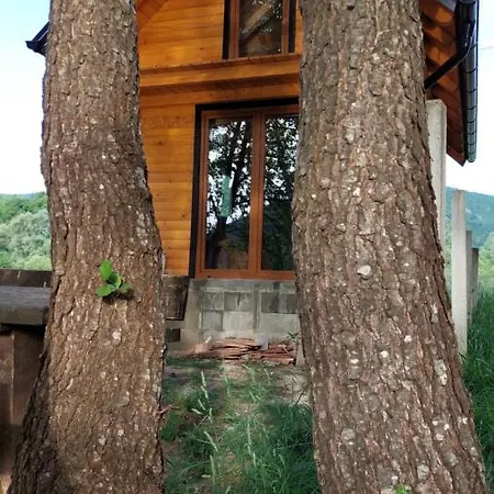 Wooden House ,,peruna,, Bihać
